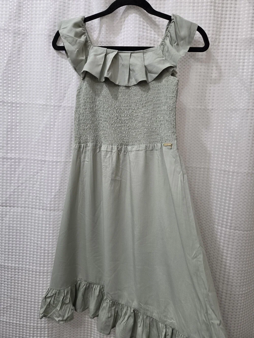 Guess Light Sage Green Smocked Ruffled Elastic-Waist Dress Girls Size 14